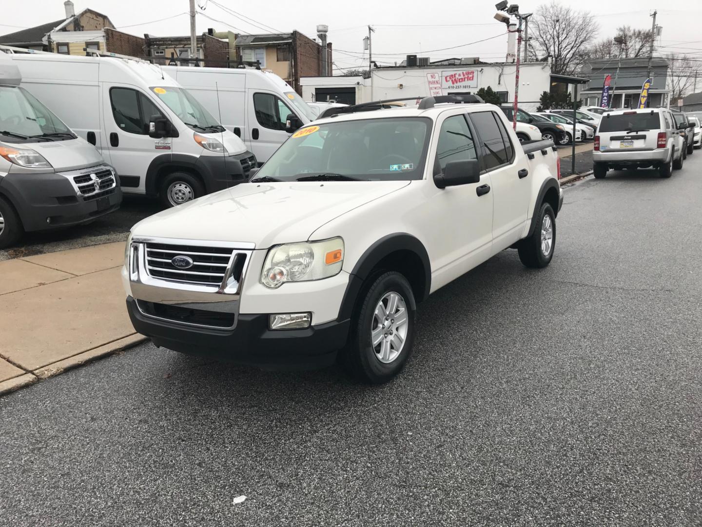 2010 White /Gray Ford Explorer Sport Trac XLT (1FMEU5BE9AU) with an 4.0 V6 engine, Automatic transmission, located at 577 Chester Pike, Prospect Park, PA, 19076, (610) 237-1015, 39.886154, -75.302338 - 2010 Ford Explorer Sport Trac XLT: Only 135k miles, 4x4, new PA inspection, SUPER clean, runs LIKE NEW! This vehicle comes inspected and has been given a bumper to bumper safety check. It is very clean, reliable, and well maintained. We offer a unique pay plan that is known for being the easiest - Photo#2